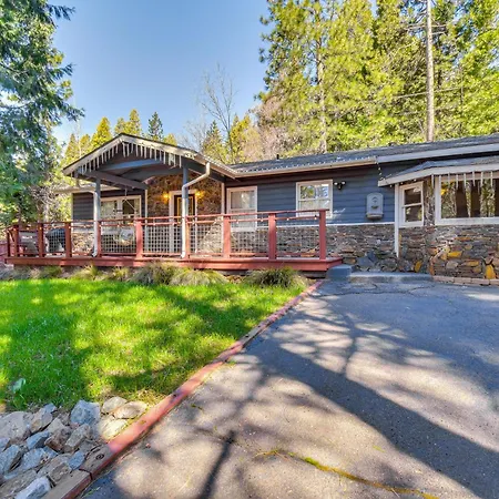 Pet-Friendly Arnold Home With Fire Pit And Lake Access